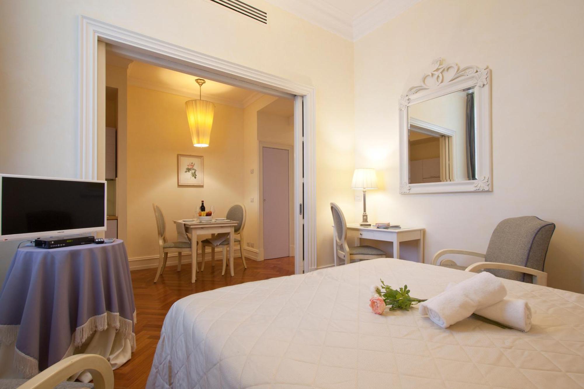 Serristori Palace Residence ฟลอเรนซ์ ภายนอก รูปภาพ