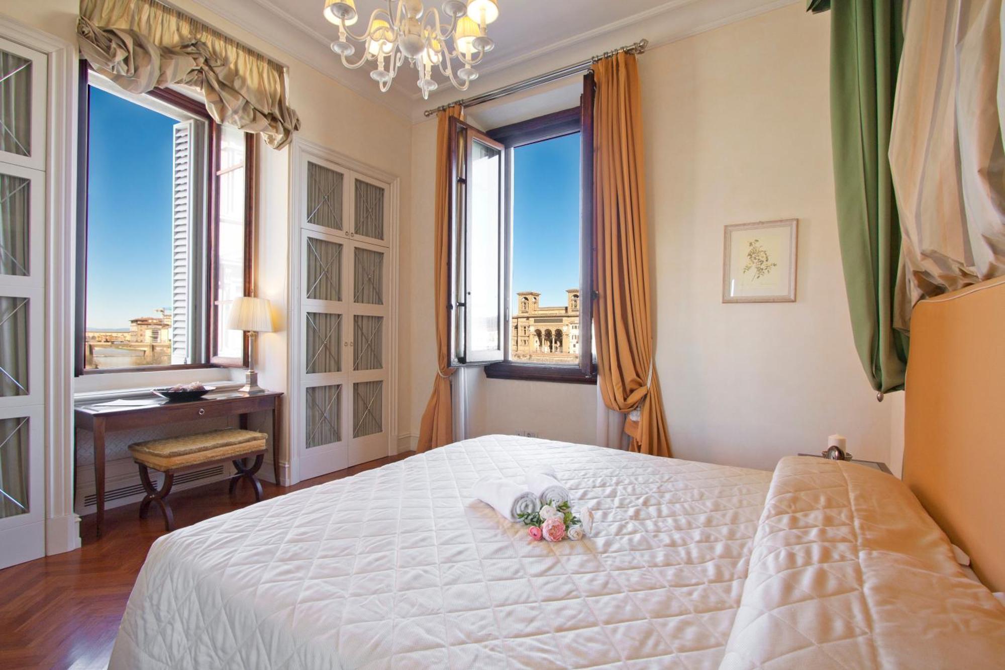 Serristori Palace Residence ฟลอเรนซ์ ภายนอก รูปภาพ
